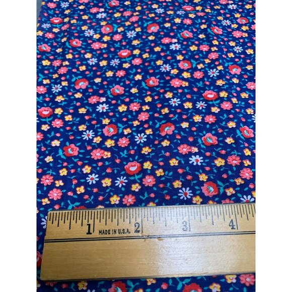 Floral Cotton Fabric 18x22" Fat Quarter Multicolor Ditsy Floral Design Quilting - Picture 2 of 4